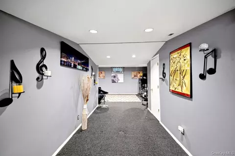 Entry Way - 708 Mallard Way, Peekskill, NY 10566 photo 5 of 5