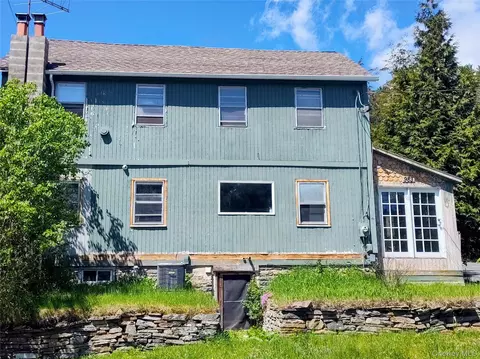 983 Plank Rd, Forestburgh, NY 12777