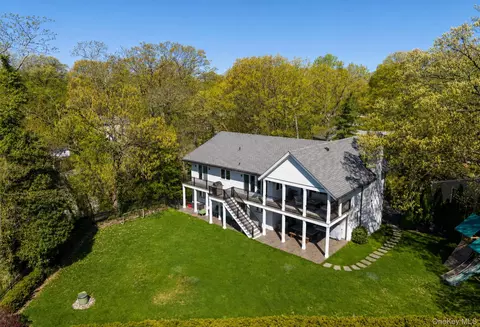 8 Shoreview Cir, Pelham, NY 10803