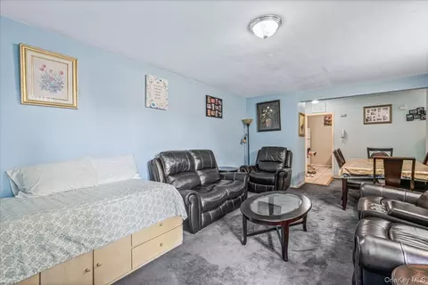 Living - 144-55 Melbourne Ave #2E, Flushing, NY 11367 photo 3 of 3