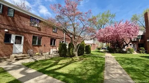 220-34 67th Ave #DUPLEX, Oakland Gardens, NY 11364
