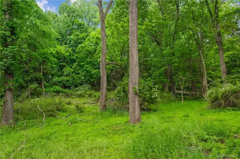 28 Mclain - Lot 2 St, Bedford, NY 10549