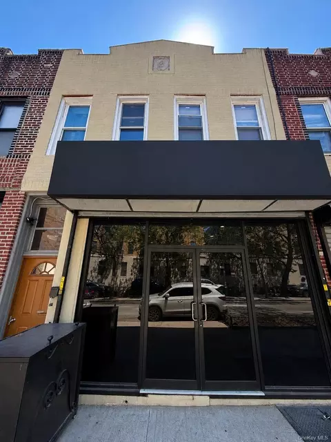 1034 Winthrop St, Brooklyn, NY 11212