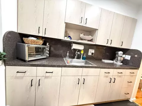 Kitchen - 200-10 17th Ave #2-89, Whitestone, NY 11357 photo 2 of 5