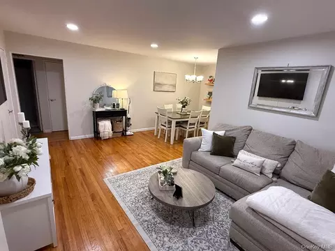 Living - 200-10 17th Ave #2-89, Whitestone, NY 11357 photo 4 of 5