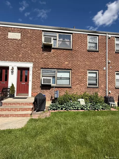 200-10 17th Ave #2-89, Whitestone, NY 11357