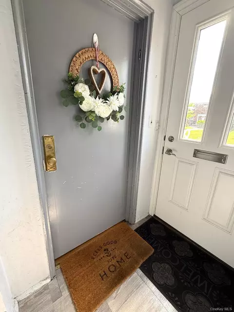 Entry Way - 200-10 17th Ave #2-89, Whitestone, NY 11357 photo 2 of 2