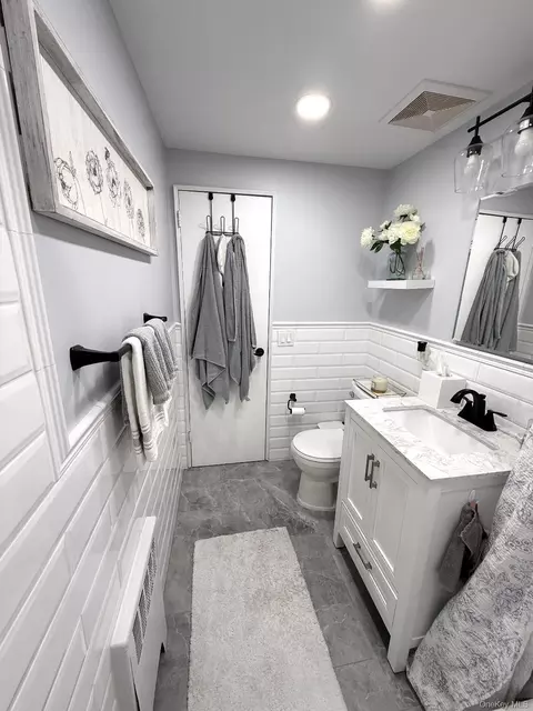 Bath - 200-10 17th Ave #2-89, Whitestone, NY 11357 photo 3 of 5