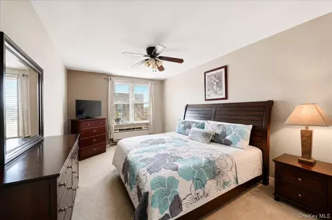 333 Bronx River Rd #712, Yonkers, NY 10704