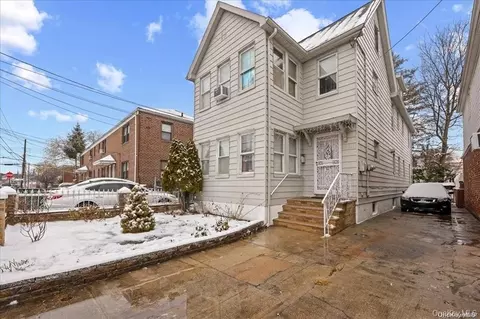 18811 Dunkirk Dr, New York, NY 11412