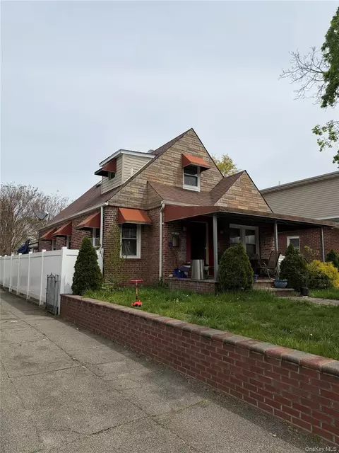 230-11 130th Ave, New York, NY 11413