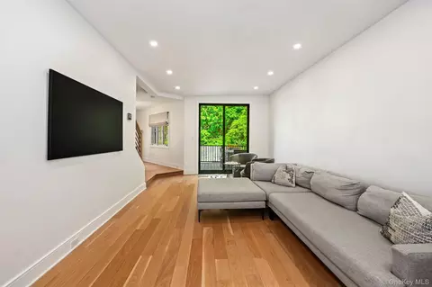 Other - 7 Merestone Ter, Bronxville, NY 10708 photo 2 of 8