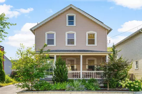 45 N Chestnut St, Beacon, NY 12508