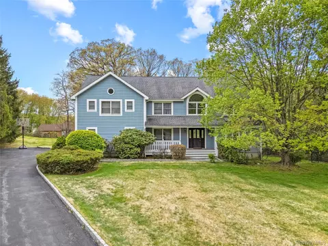 3 Anita Ct, Cortlandt, NY 10567