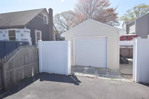 Exterior - 130 Winganhauppauge Rd, Islip, NY 11751 photo 10 of 11