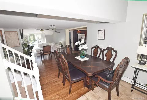 Dining - 130 Winganhauppauge Rd, Islip, NY 11751 photo 3 of 3