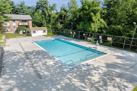 Exterior - 7 N James St #7K, Peekskill, NY 10566 photo 5 of 6