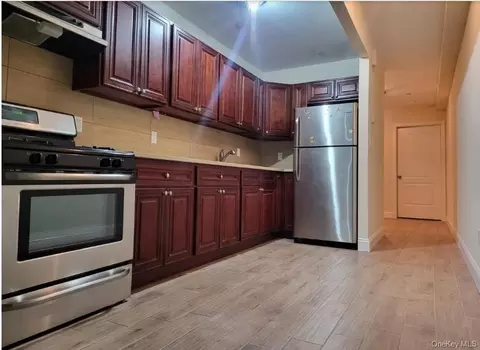 27 Cox Pl, Brooklyn, NY 11208 photo 2