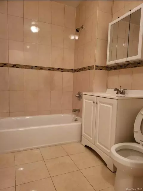 27 Cox Pl, Brooklyn, NY 11208 photo 4