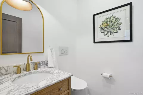 Bath - 7 Morehead Dr, Rye, NY 10580 photo 1 of 4