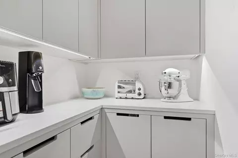 Kitchen - 7 Morehead Dr, Rye, NY 10580 photo 3 of 3