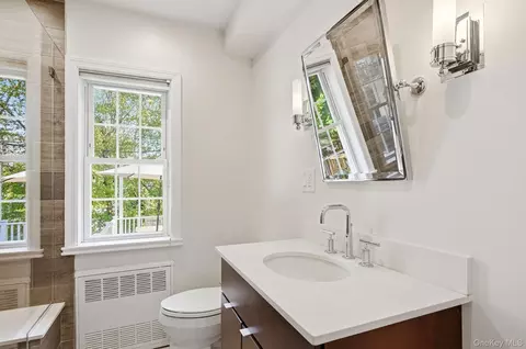 Bath - 7 Morehead Dr, Rye, NY 10580 photo 2 of 4