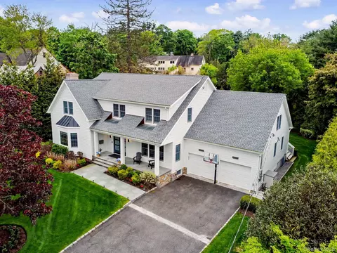 14 Windmill Ln, Scarsdale, NY 10583
