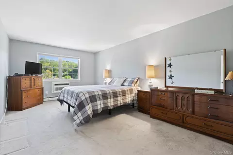 Bedroom - 1840 Crompond #5C2, Peekskill, NY 10566 photo 1 of 3