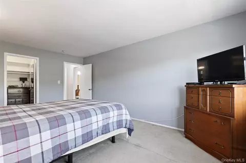 Bedroom - 1840 Crompond #5C2, Peekskill, NY 10566 photo 3 of 3
