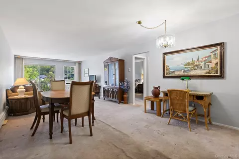 Dining - 1840 Crompond #5C2, Peekskill, NY 10566 photo 1 of 5