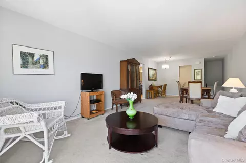 Living - 1840 Crompond #5C2, Peekskill, NY 10566 photo 1 of 3