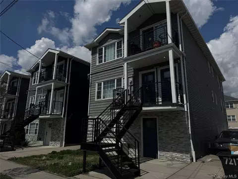7212 Burchell Ave, Arverne, NY 11692