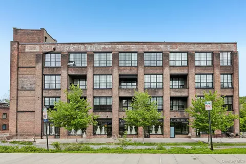 1 E Main St #401, Beacon, NY 12508