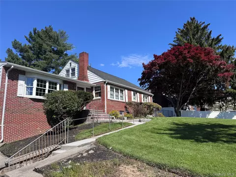 81 Jay St, Stony Point, NY 10980