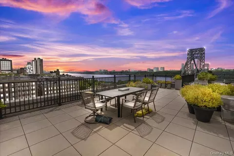 40 Pinehurst Ave #2D, New York, NY 10033