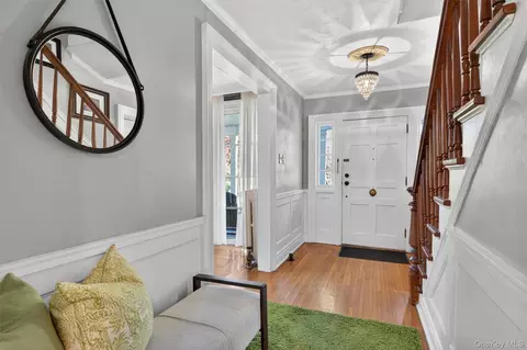 Entry Way - 88 Maple Ave, Warwick, NY 10990 photo 2 of 5