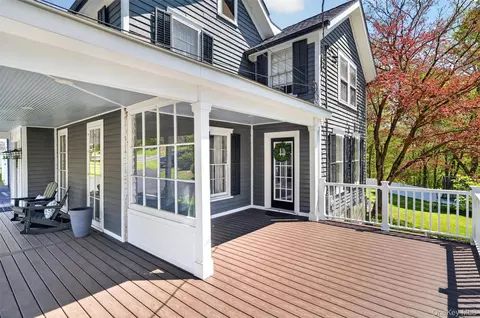Exterior - 88 Maple Ave, Warwick, NY 10990 photo 4 of 12