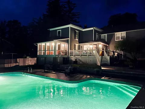 Exterior - 88 Maple Ave, Warwick, NY 10990 photo 2 of 12