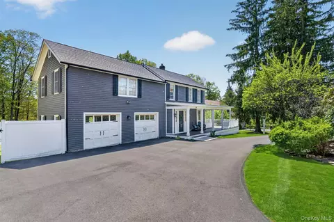 Exterior - 88 Maple Ave, Warwick, NY 10990 photo 3 of 12