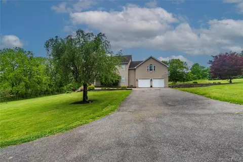Exterior - 1 Starlight Path, Wallkill, NY 12589 photo 10 of 10