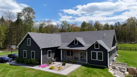240 Sinsabaugh Rd, Shawangunk, NY 12566
