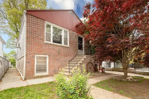 32 Fordham St, New York, NY 10464