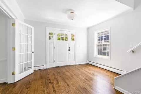Entry Way - 34 Davis Ave, Rye, NY 10580 photo 2 of 3