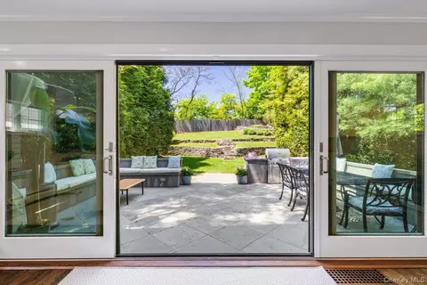 Exterior - 34 Davis Ave, Rye, NY 10580 photo 3 of 6