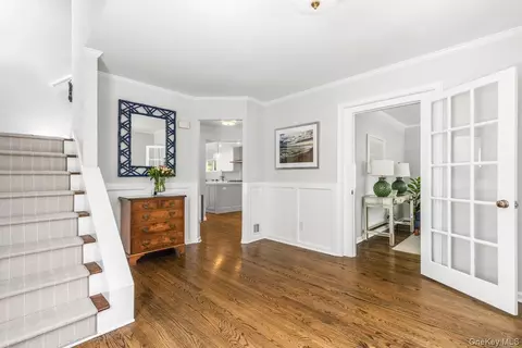 Entry Way - 34 Davis Ave, Rye, NY 10580 photo 1 of 3