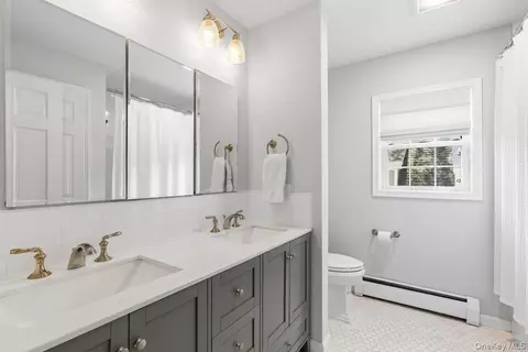 Bath - 34 Davis Ave, Rye, NY 10580 photo 4 of 4