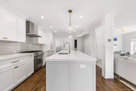 Kitchen - 34 Davis Ave, Rye, NY 10580 photo 2 of 4