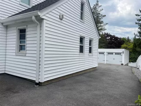 64 Tamarack Rd, Rye Brook, NY 10573 photo 3