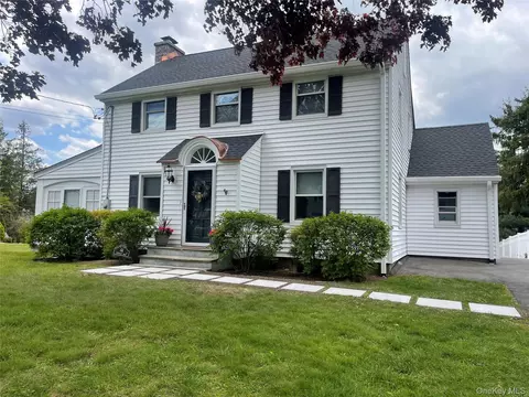64 Tamarack Rd, Rye Brook, NY 10573 photo 2