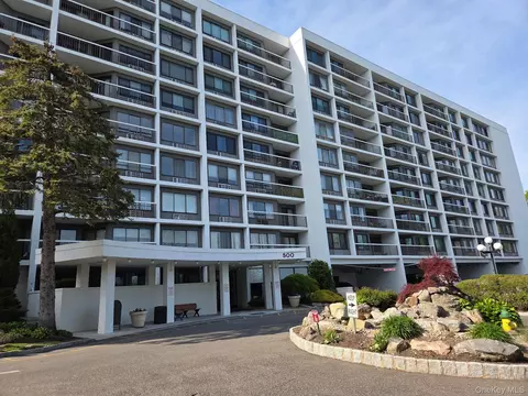 500 High Point Dr #506, Greenburgh, NY 10530